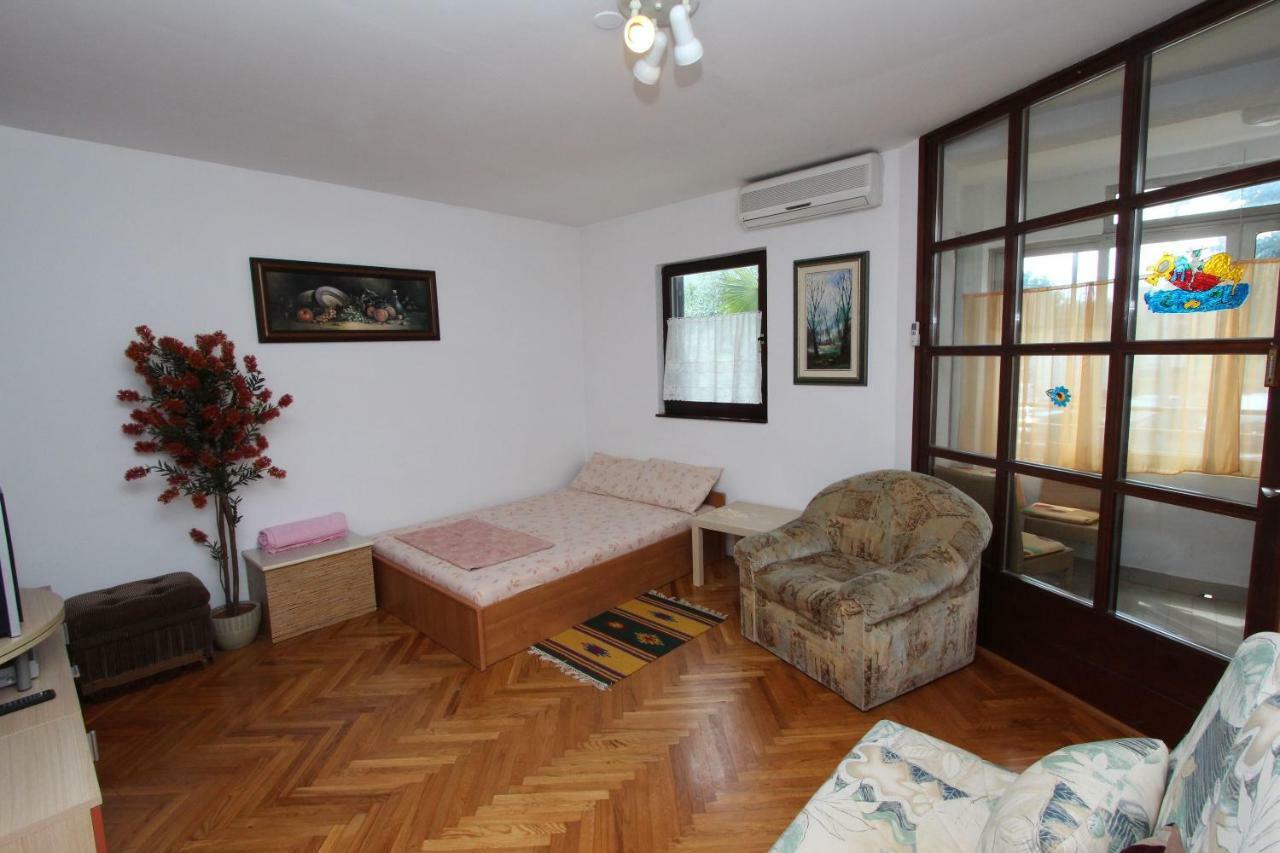 Apartment Vesna Rovinj Exterior photo